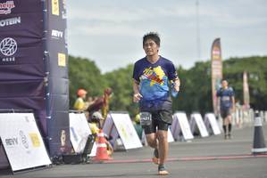 BIB: 0421
                            <button type="button" onclick="openModal(4943113)" class="btn btn-primary btn-sm float-right btn-popup" data-toggle="modal" data-target=".modal-high-quality">
                        <i class="fas fa-shopping-cart"></i> Add to Cart
                    </button>
                                            <button type="button" onclick="isThisMe(4943113, true)" class="btn btn-success btn-sm float-right btn-popup btn-isme hidden" data-toggle="tooltip" data-placement="bottom" title="นี่คือรูปของคุณใช่ไหม คลิกที่นี่เพื่อเอาเข้าอัลบั้ม">
                        <i class="fas fa-plus"></i> Add to album
                    </button>
                    <button type="button" onclick="isThisMe(4943113, false)" class="btn btn-warning btn-sm float-right btn-popup btn-isnotme hidden">
                        <i class="fas fa-ban"></i> Remove from album
                    </button>